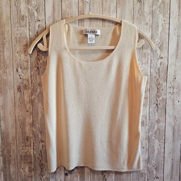 Alfani silk top - Picture 1 of 4